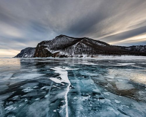 ice-frozen-snow-mountain-ridge